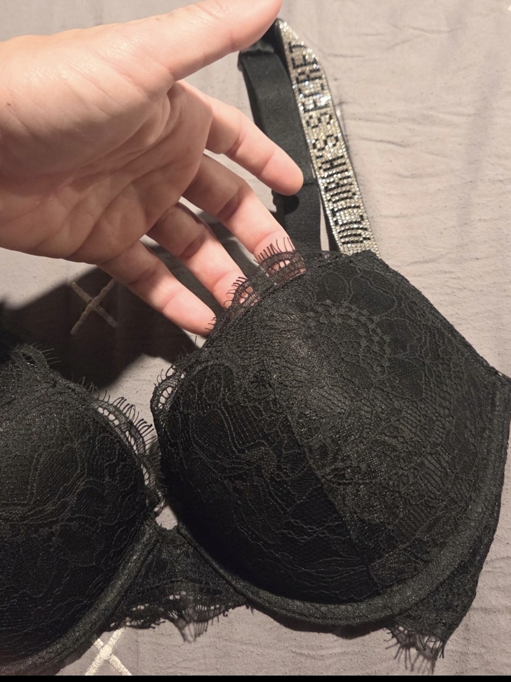 Victoria's Secret Very Sexy Push-up Bra Black Lace & Rhinestone Straps